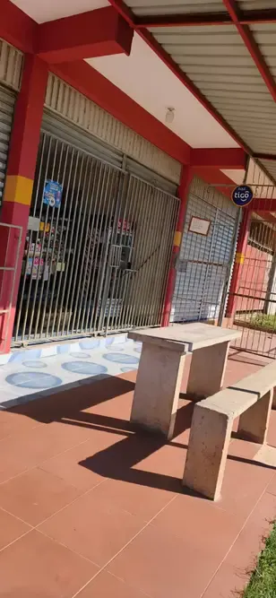 Foto 10 de Casa con Espacio Comercial
