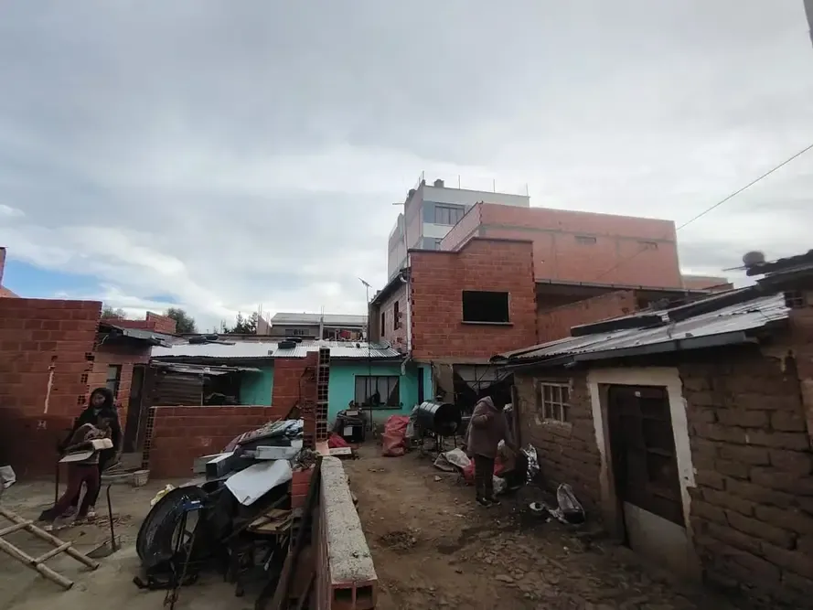 Foto 1 de Terreno en Venta en Huayna Potosi