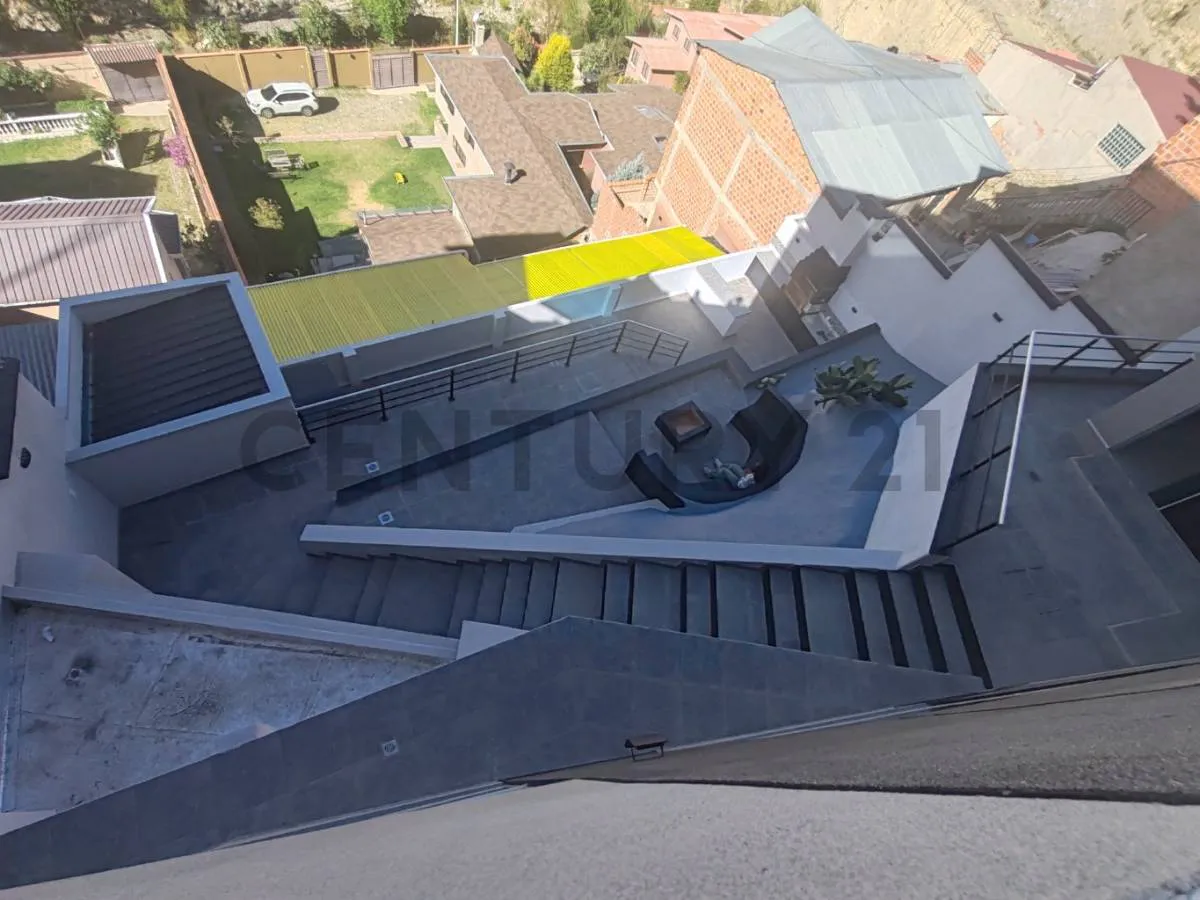 Foto 3 de Alquiler casa a estrenar Alto Irpavi, zona sur La Paz