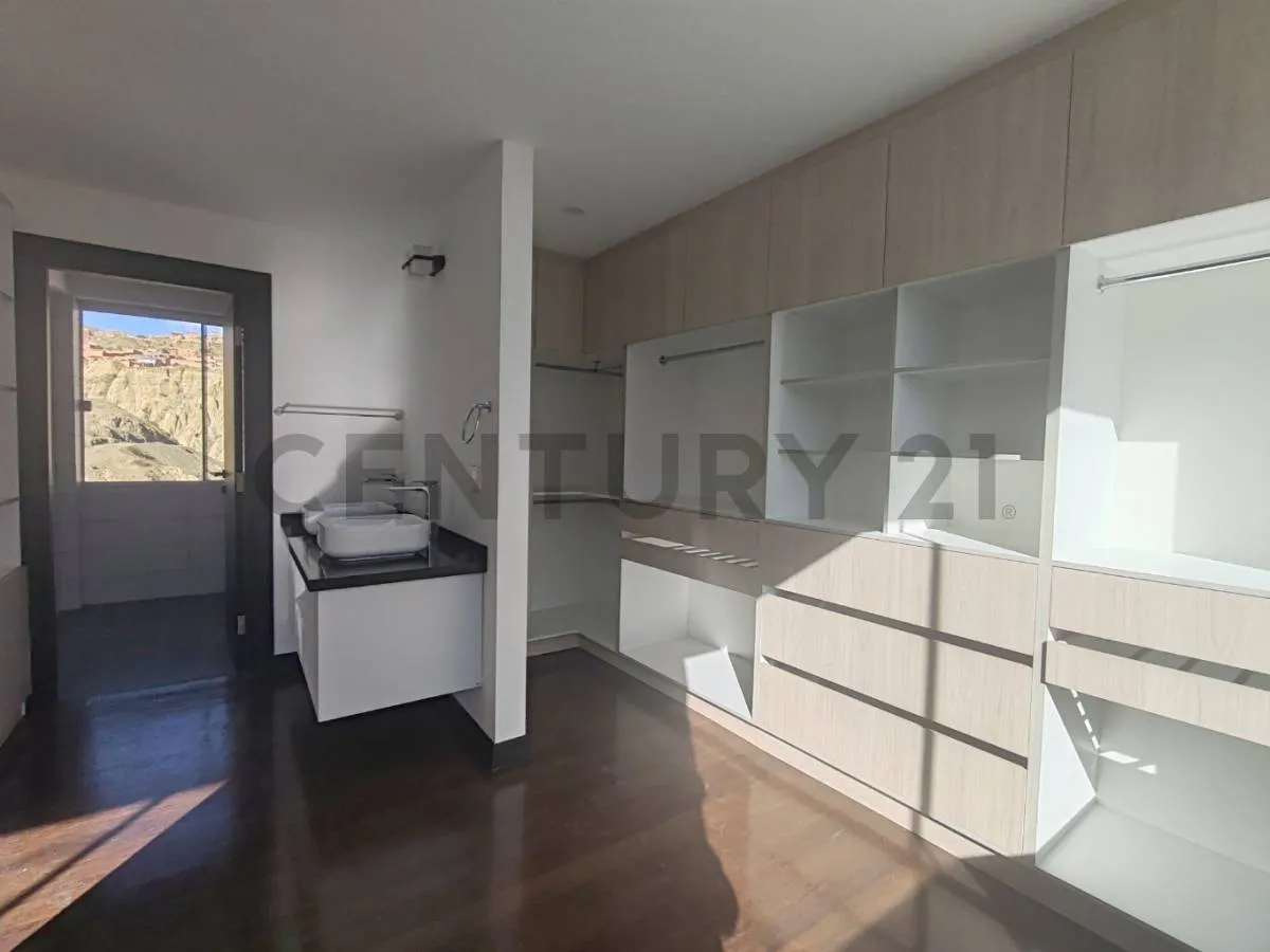 Foto 19 de Alquiler casa a estrenar Alto Irpavi, zona sur La Paz