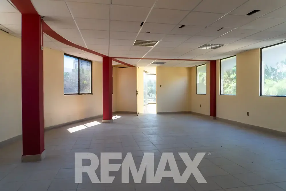 Foto 9 de Propiedad Comercial Independiente en Alquiler