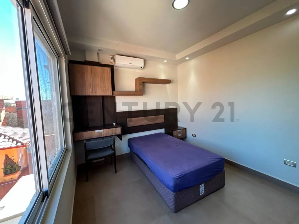 Foto 2 de Casa Totalmente Amoblada en Alquiler