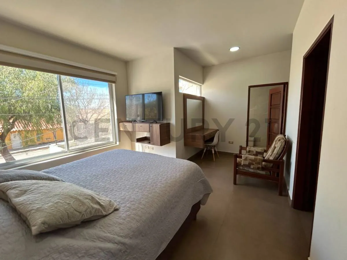Foto 3 de Casa Totalmente Amoblada en Alquiler