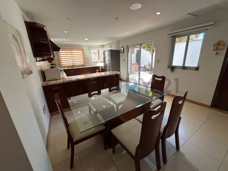 Foto 7 de Casa Totalmente Amoblada en Alquiler